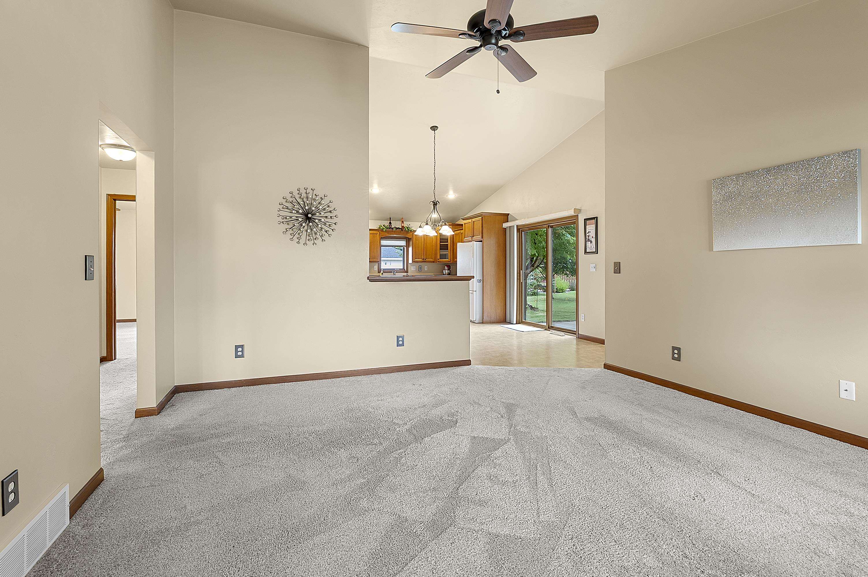 3162 Essen Road Green Bay, WI 54311 - Photo 9 of 58 Gallery Image 9