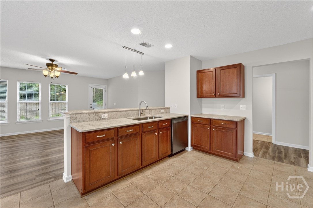 15 Bainbridge Way Pooler, GA 31322 - Photo 9 of 38