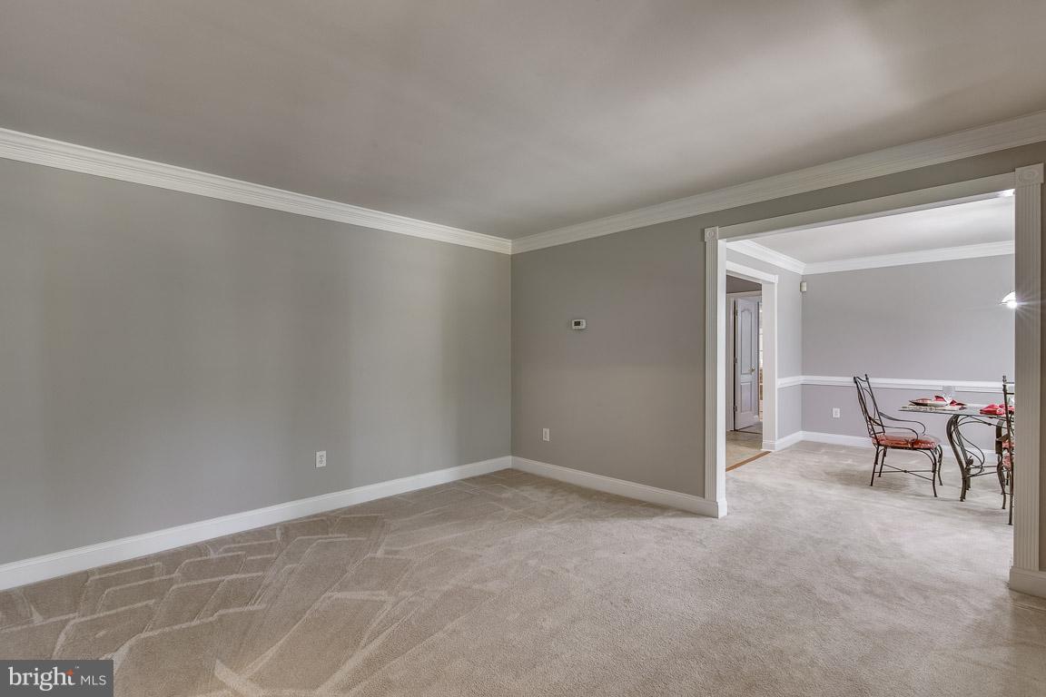 15 Beaver Ridge Road Stafford, VA 22556 - Photo 2 of 30 Living Room