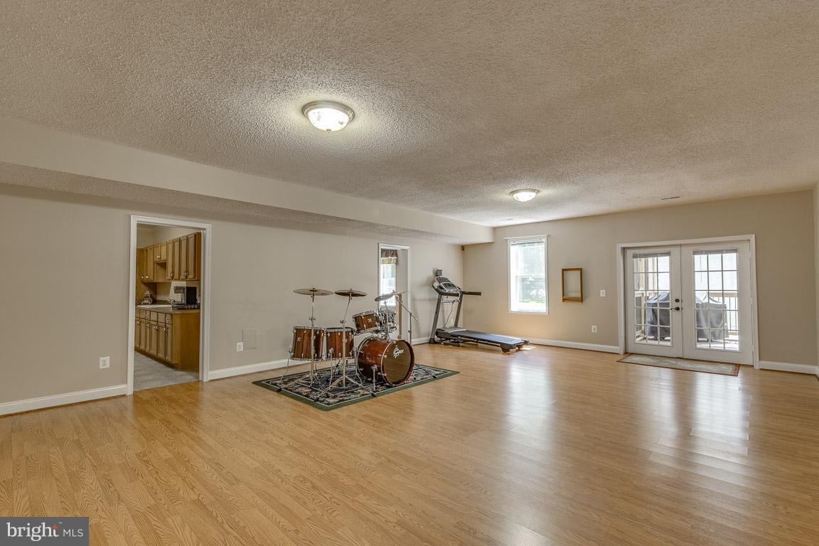 15 Beaver Ridge Road Stafford, VA 22556 - Photo 20 of 30 Spacious for pool table, music room, or exercise