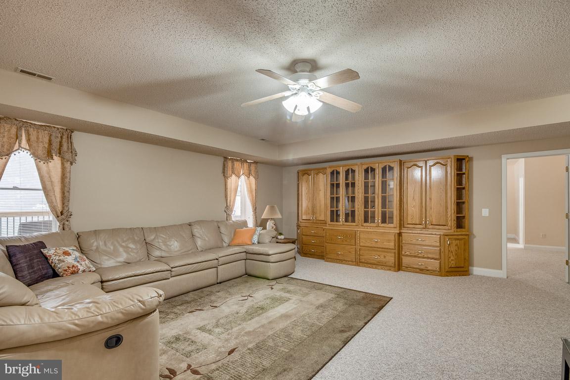 15 Beaver Ridge Road Stafford, VA 22556 - Photo 22 of 30 Basement Family Room