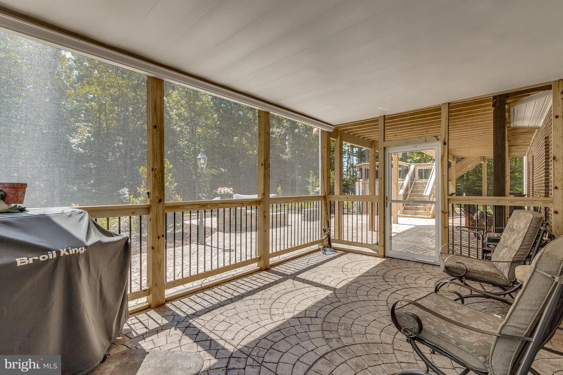 15 Beaver Ridge Road Stafford, VA 22556 - Photo 26 of 30 Screened In Patio