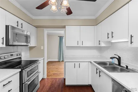 $315,000 | 2306 Claymoor Drive, Chesterfield, MO 63017