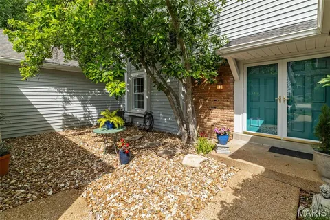 $315,000 | 2306 Claymoor Drive, Chesterfield, MO 63017