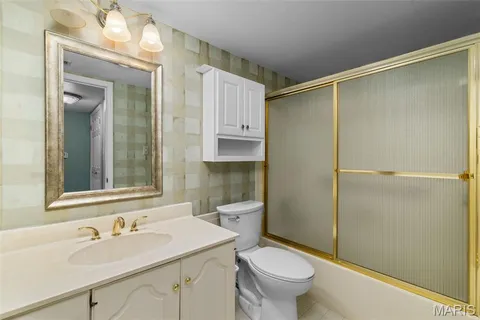 $315,000 | 2306 Claymoor Drive, Chesterfield, MO 63017