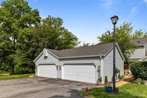 $315,000 | 2306 Claymoor Drive, Chesterfield, MO 63017