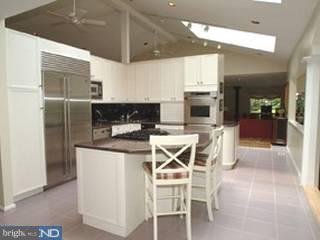 670 Malin Road Newtown Square, PA 19073 - Photo 3 of 6 Gallery Image 3