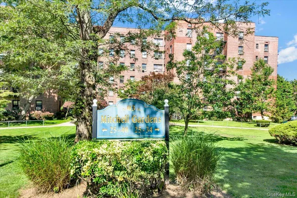$245,000 | 25-40 Union Street, Unit 3F | Flushing