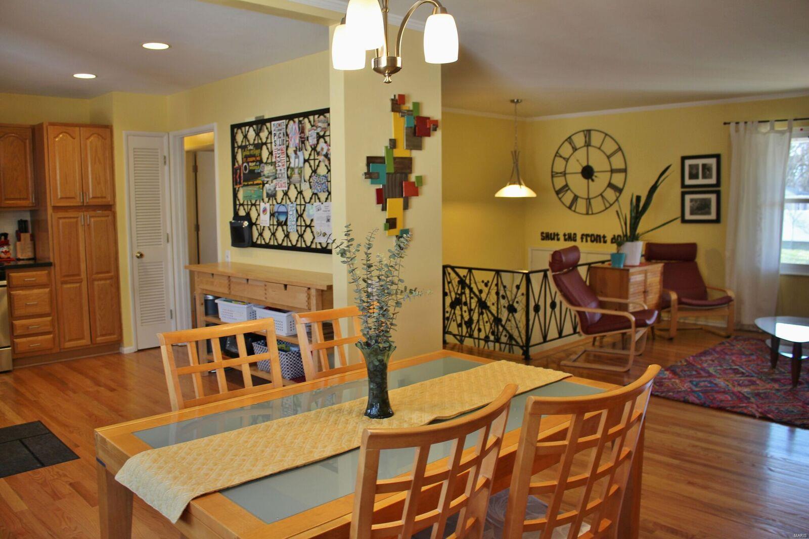 8930 Pardee Road St. Louis, MO 63123 - Photo 9 of 27 Gallery Image 9