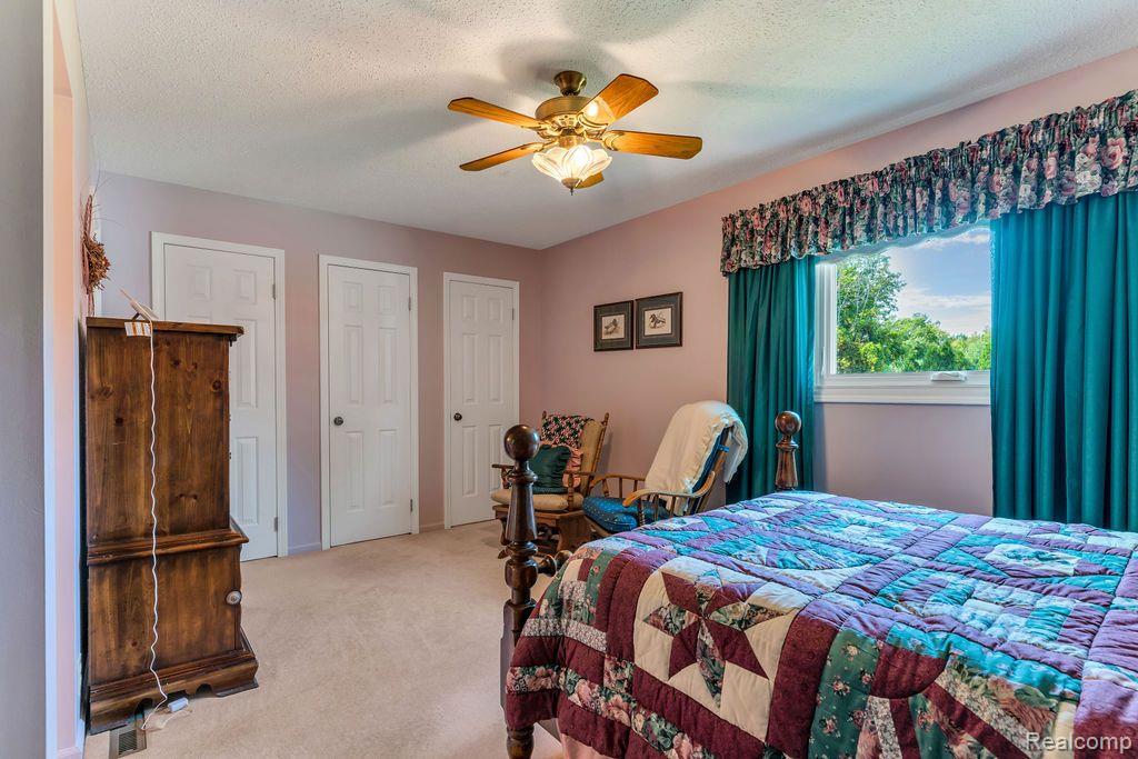 9390 Lehring Road Durand, MI 48429 - Photo 11 of 31 Gallery Image 11