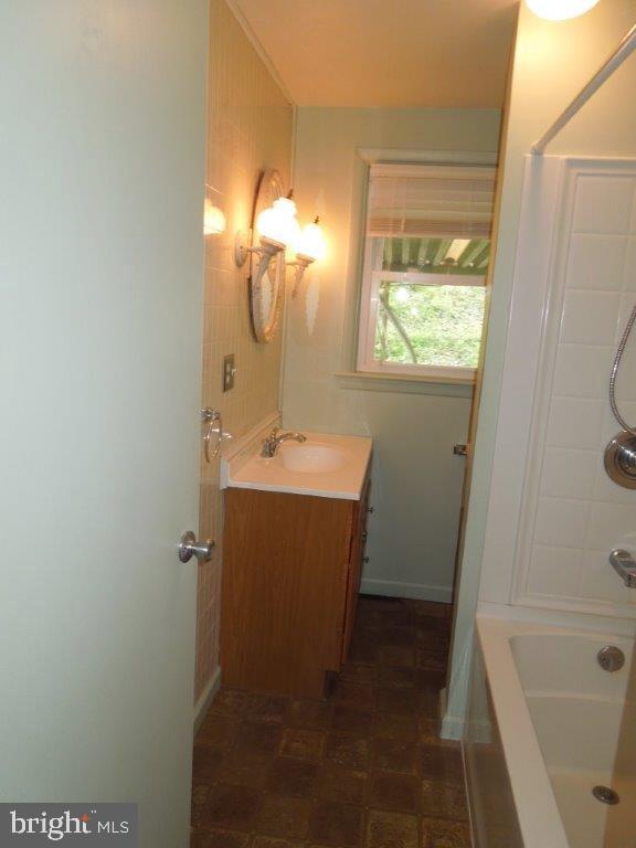 660 Hammond Road York, PA 17406 - Photo 16 of 36 Gallery Image 16