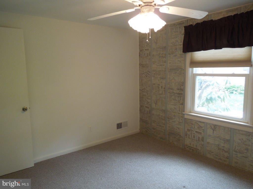 660 Hammond Road York, PA 17406 - Photo 24 of 36 Gallery Image 24