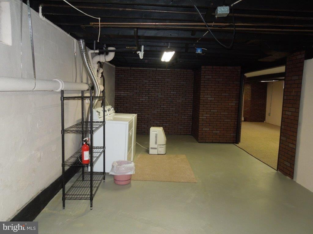 660 Hammond Road York, PA 17406 - Photo 32 of 36 Gallery Image 32