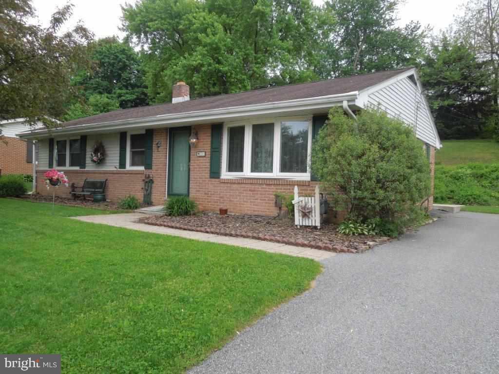 660 Hammond Road York, PA 17406 - Photo 4 of 36 Gallery Image 4