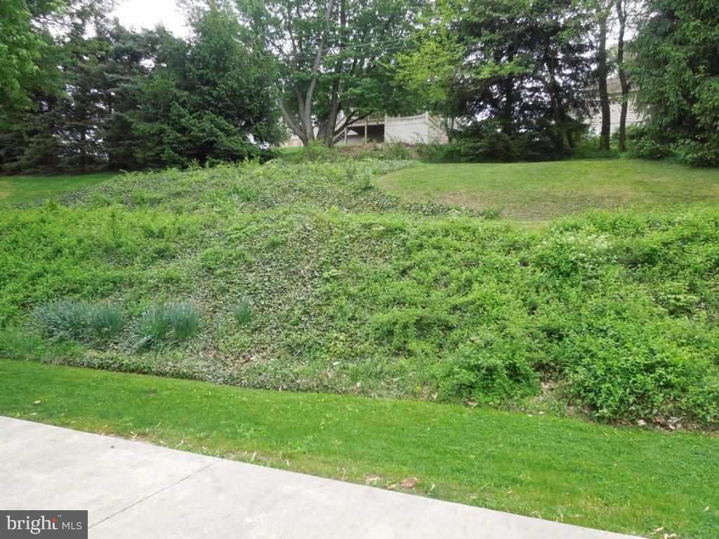 660 Hammond Road York, PA 17406 - Photo 7 of 36 Gallery Image 7