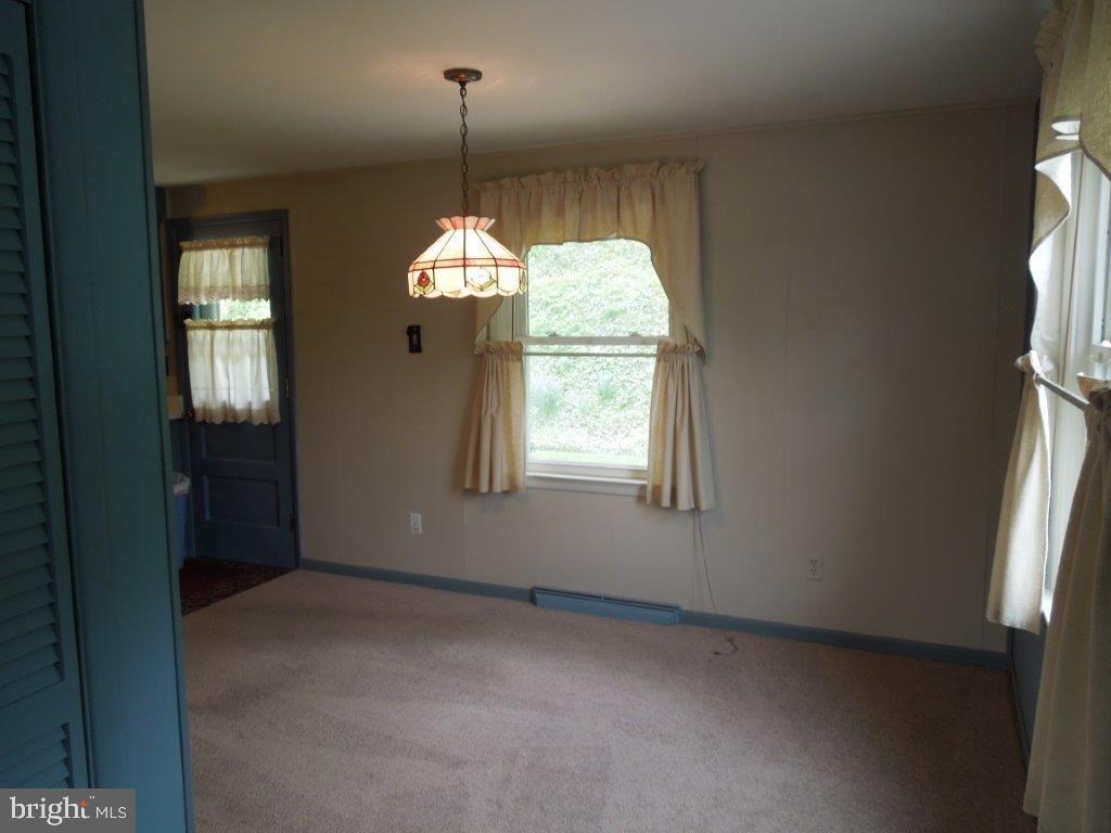 660 Hammond Road York, PA 17406 - Photo 10 of 36 Gallery Image 10