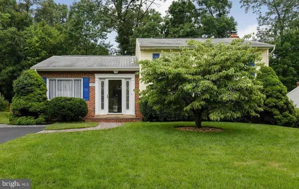 $575,000 | 9282 Bayberry Avenue, Manassas, VA 20110