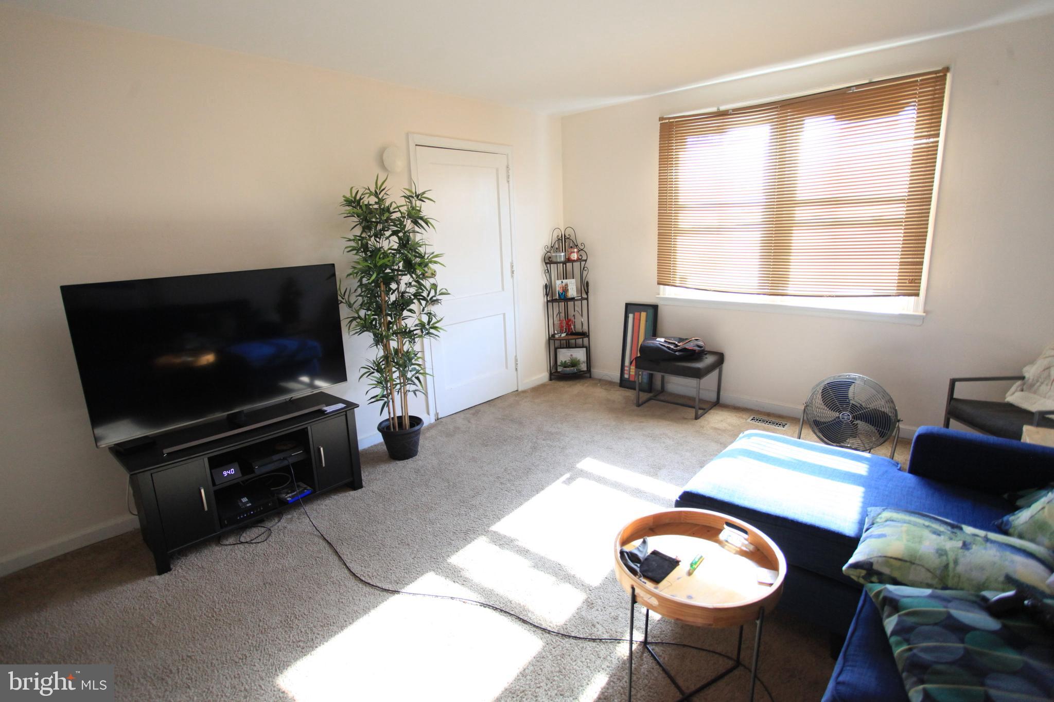 1605 Murdoch Road Philadelphia, PA 19150 - Photo 3 of 32 Gallery Image 3