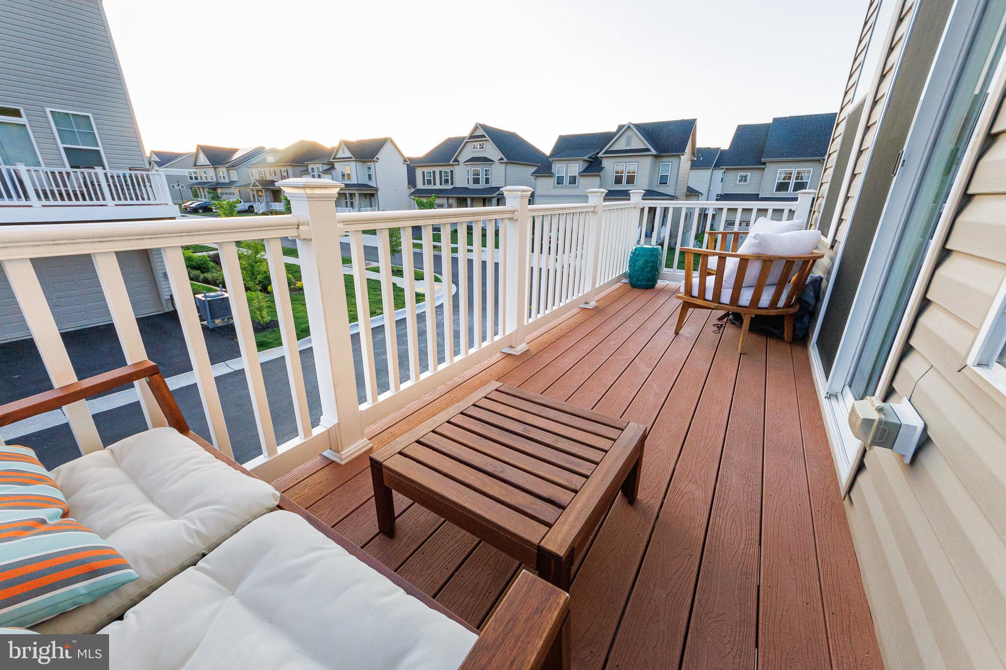 16201 Coolidge Avenue Silver Spring, MD 20906 - Photo 15 of 40 Trex deck off of kitchen