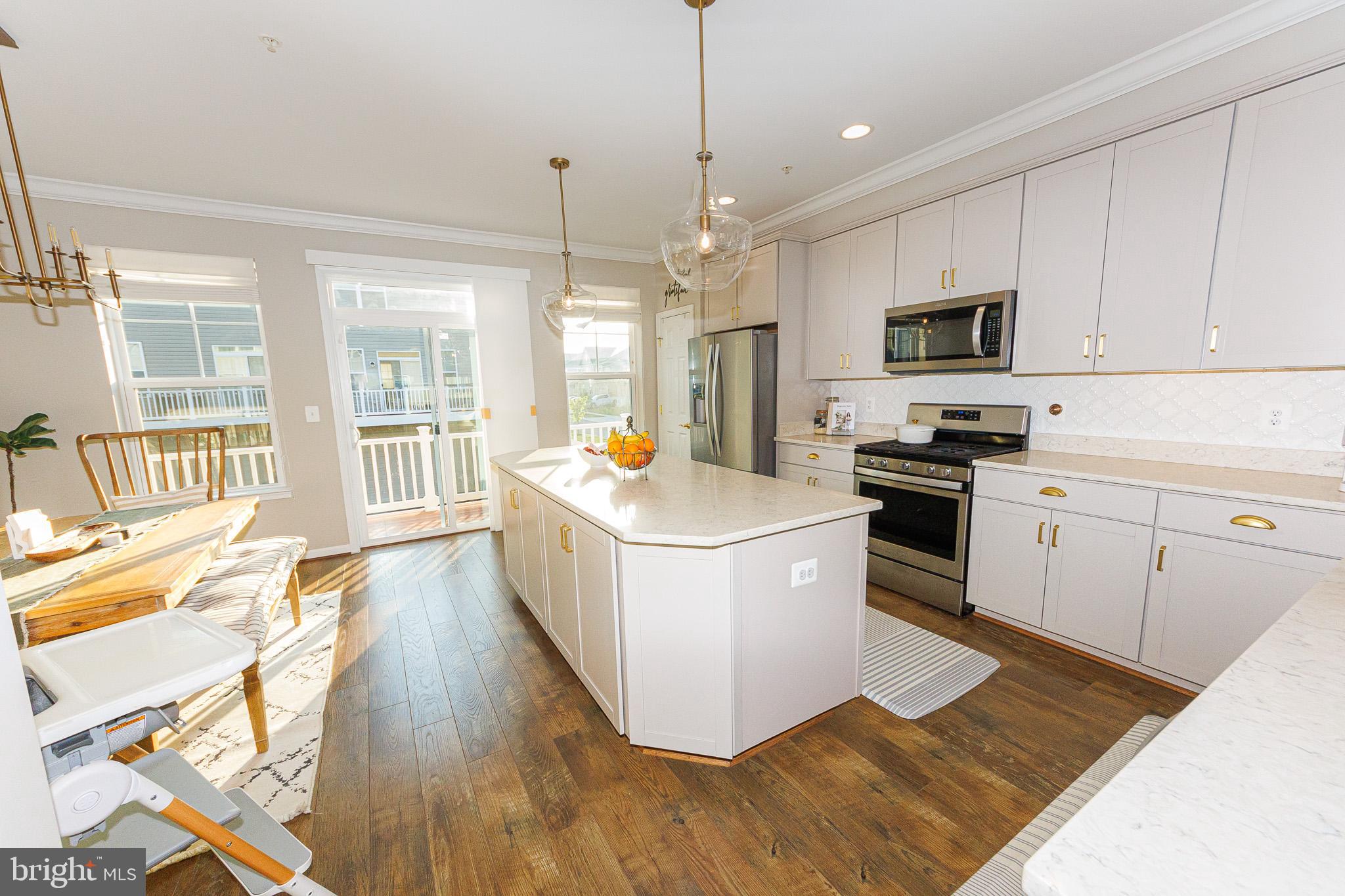 16201 Coolidge Avenue Silver Spring, MD 20906 - Photo 9 of 40 Kitchen, stainless steel & under cabinet lighting
