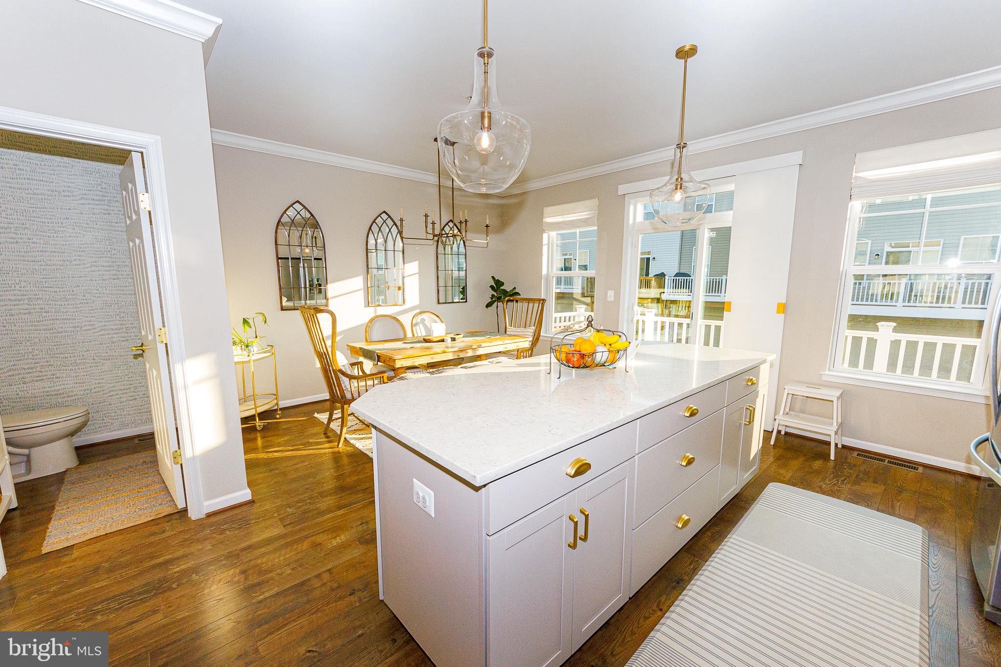 16201 Coolidge Avenue Silver Spring, MD 20906 - Photo 10 of 40 Beautiful cabinets with large island