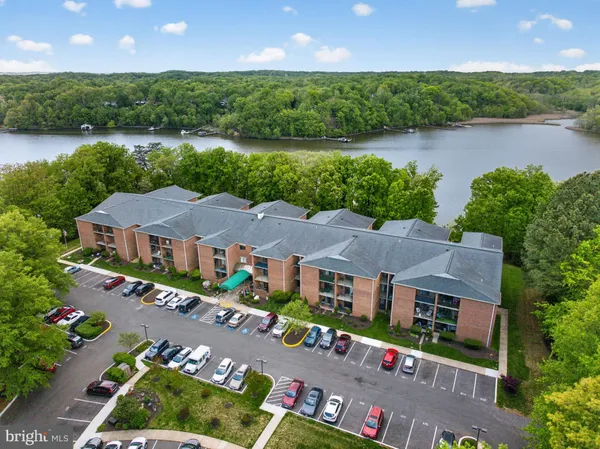 $345,000 | 2900 Shipmaster Way, Unit 120, Annapolis, MD 21401