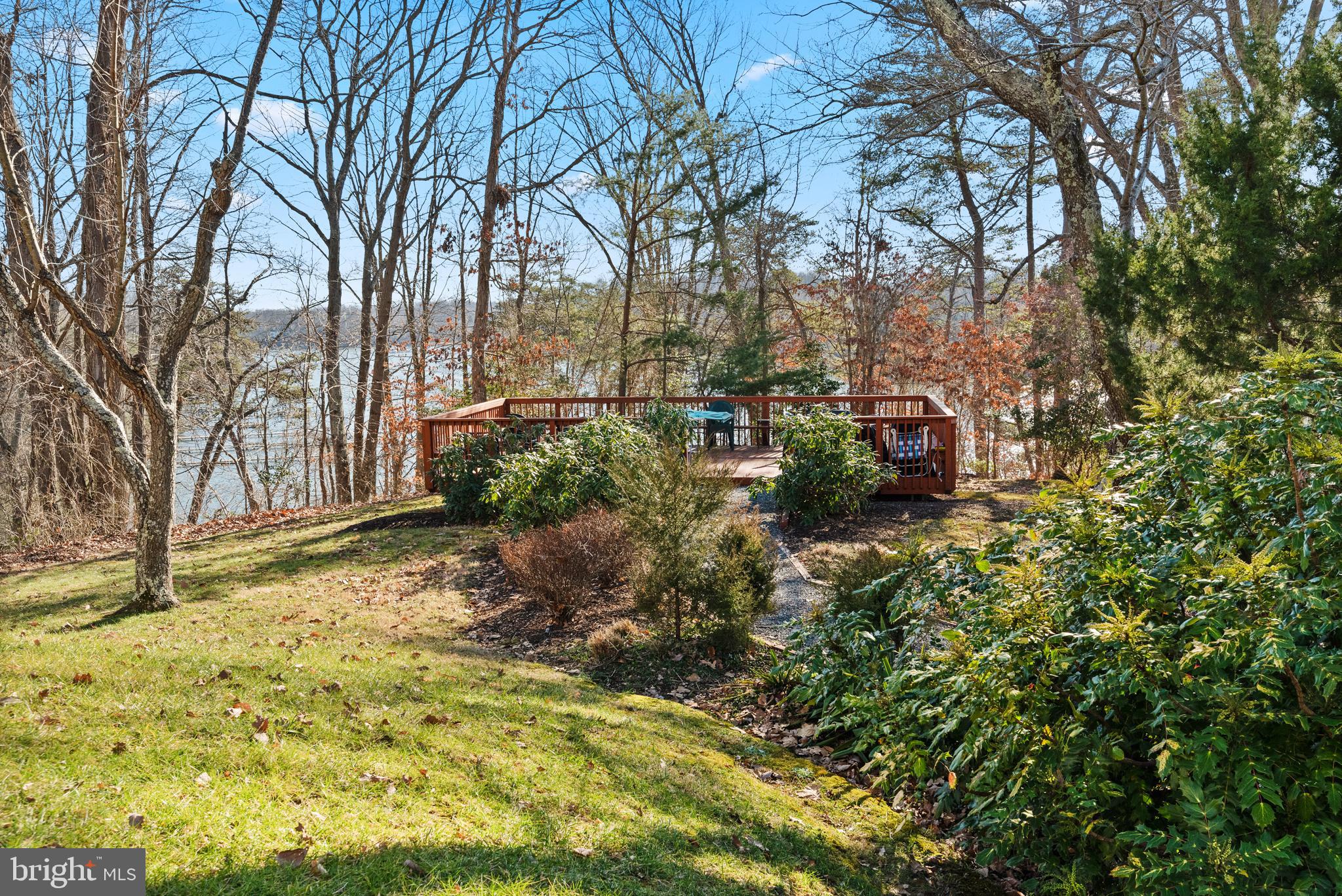 2900 Shipmaster Way, Unit 120 Annapolis, MD 21401 - Photo 33 of 45 Clipper Cay waterfront grilling and picnic area