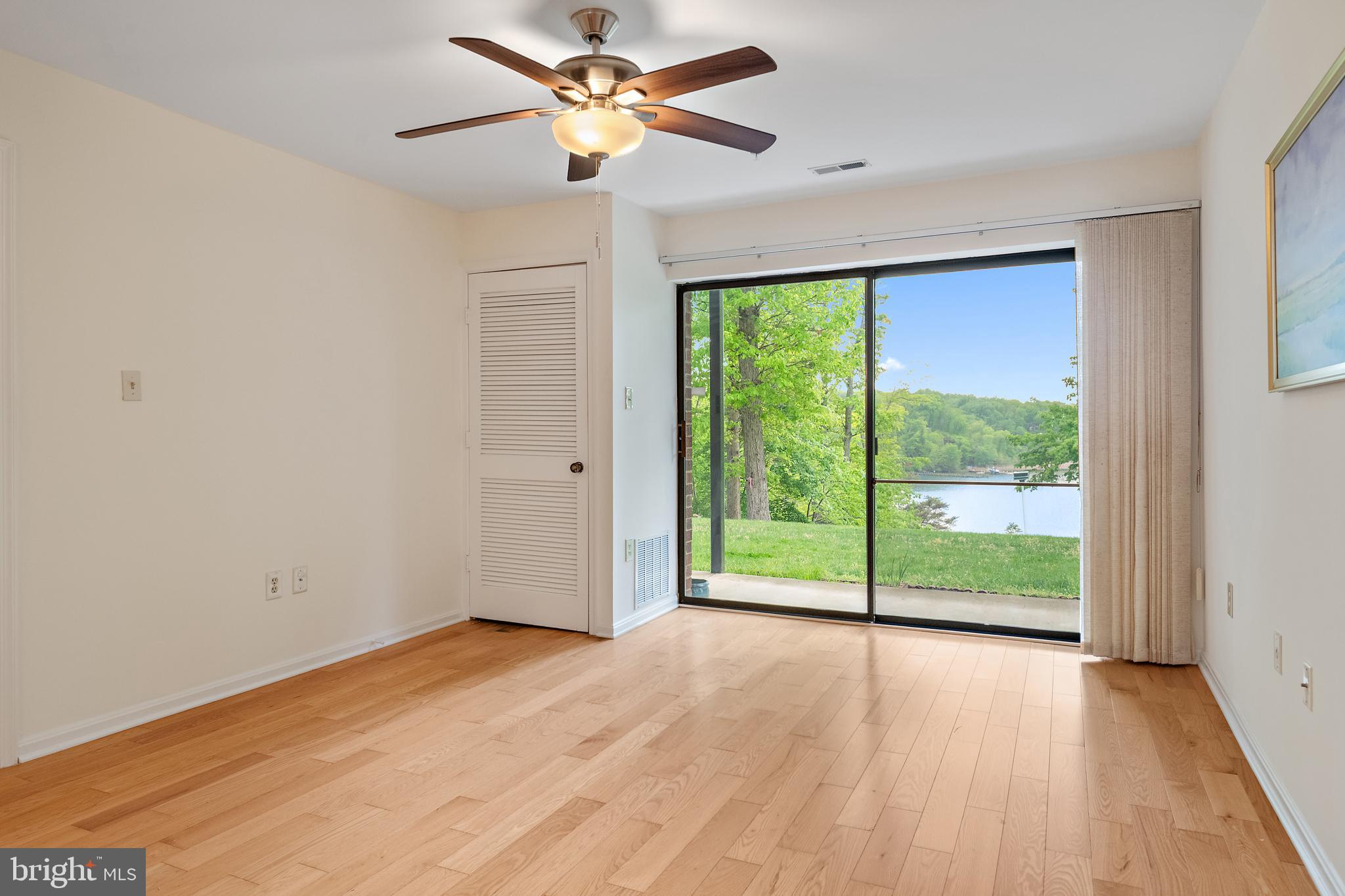 2900 Shipmaster Way, Unit 120 Annapolis, MD 21401 - Photo 3 of 45 Sliding glass doors to private patio