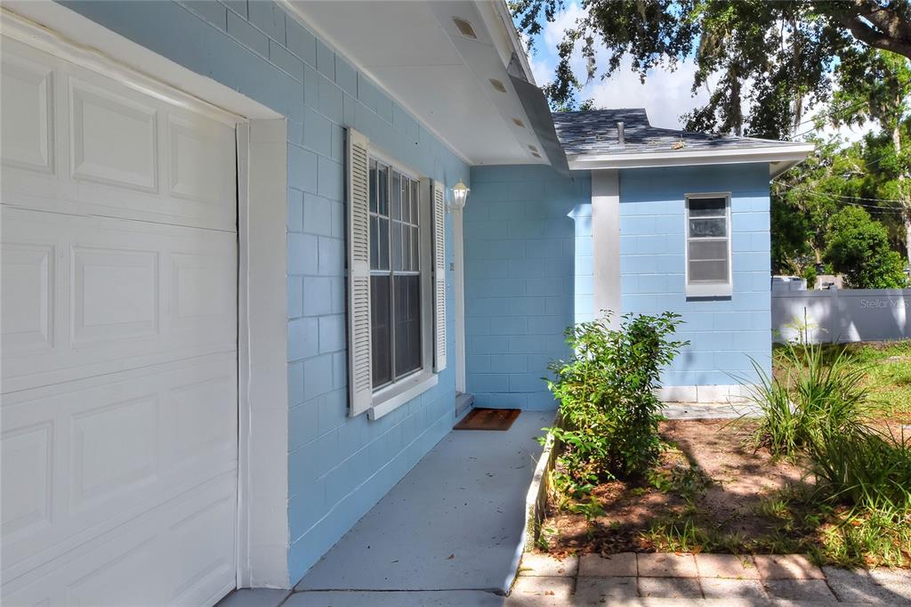 205 Lentz Road Brandon, FL 33510 - Photo 3 of 46