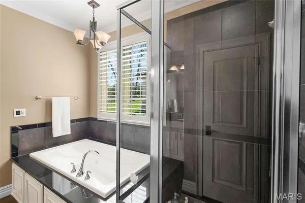 $775,000 | 1100 Old Hawthorne Drive East, Columbia, MO 65201