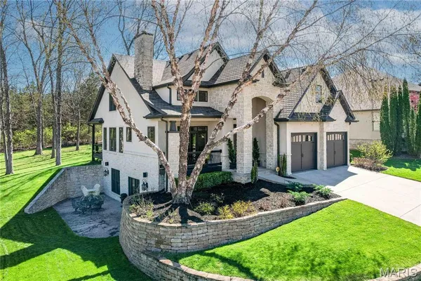 $775,000 | 1100 Old Hawthorne Drive East, Columbia, MO 65201