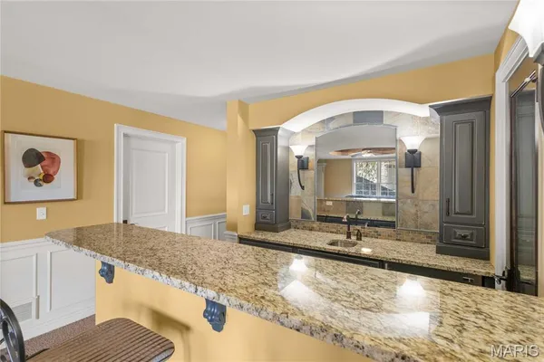 $775,000 | 1100 Old Hawthorne Drive East, Columbia, MO 65201