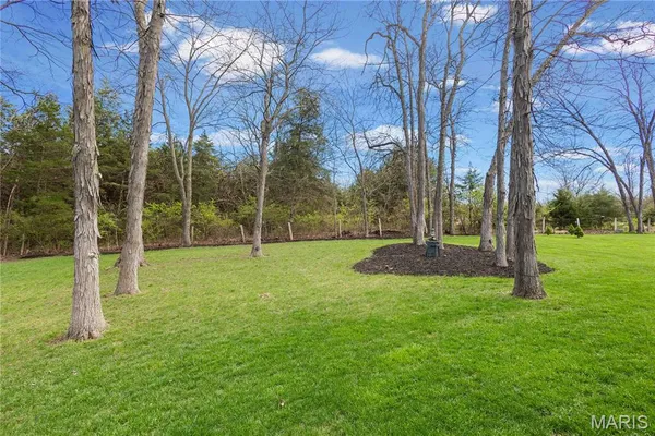 $775,000 | 1100 Old Hawthorne Drive East, Columbia, MO 65201