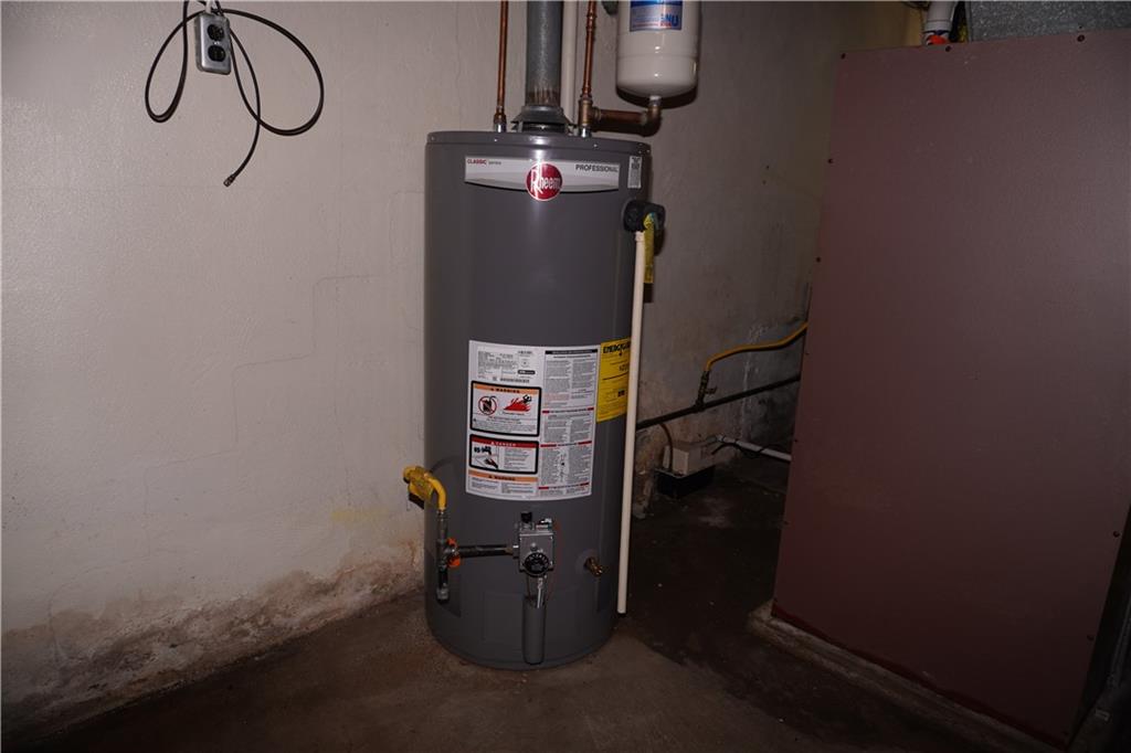 2012 Brodhead Road Aliquippa, PA 15001 - Photo 22 of 27 Hot Water Tank