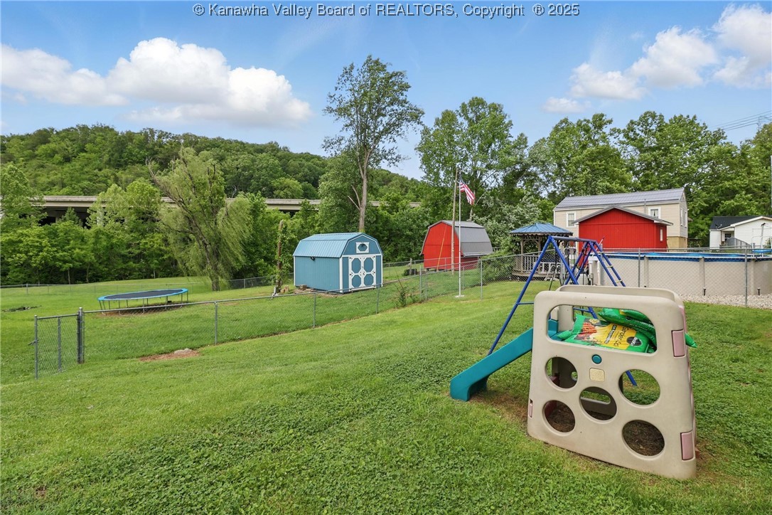 223 Easter Road Nitro, WV 25143 - Photo 43 of 45 Gallery Image 43