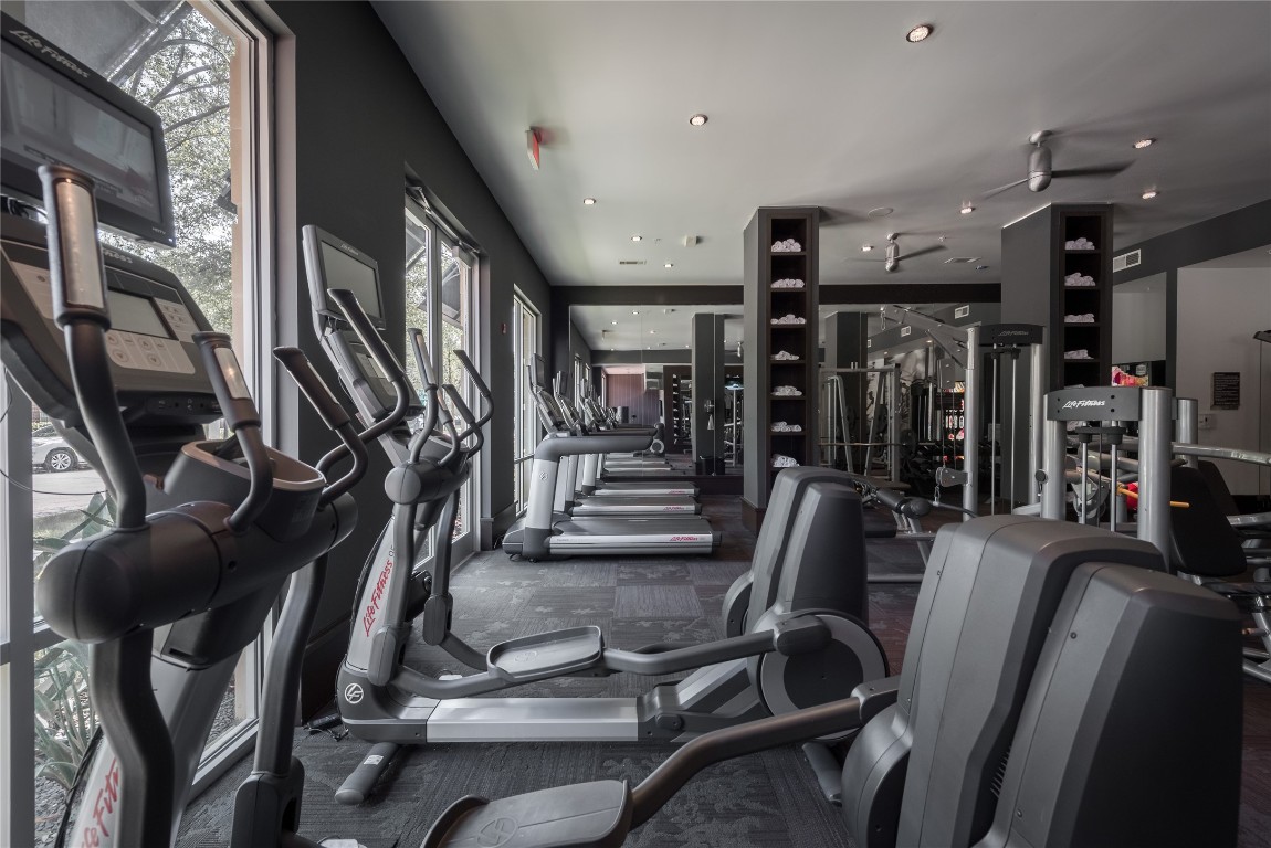 2727 Brazos Street, Unit 19 Houston, TX 77006 - Photo 14 of 19 a view of a room with gym equipment