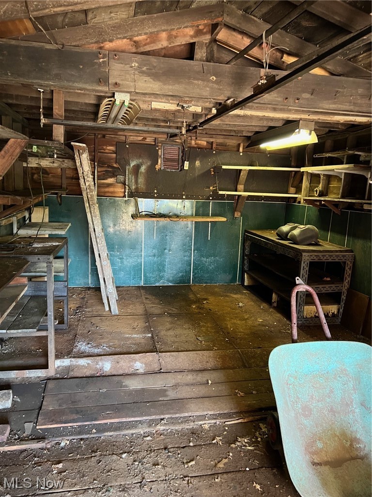 855 Dan Street Akron, OH 44310 - Photo 28 of 33 Garage/workshop area