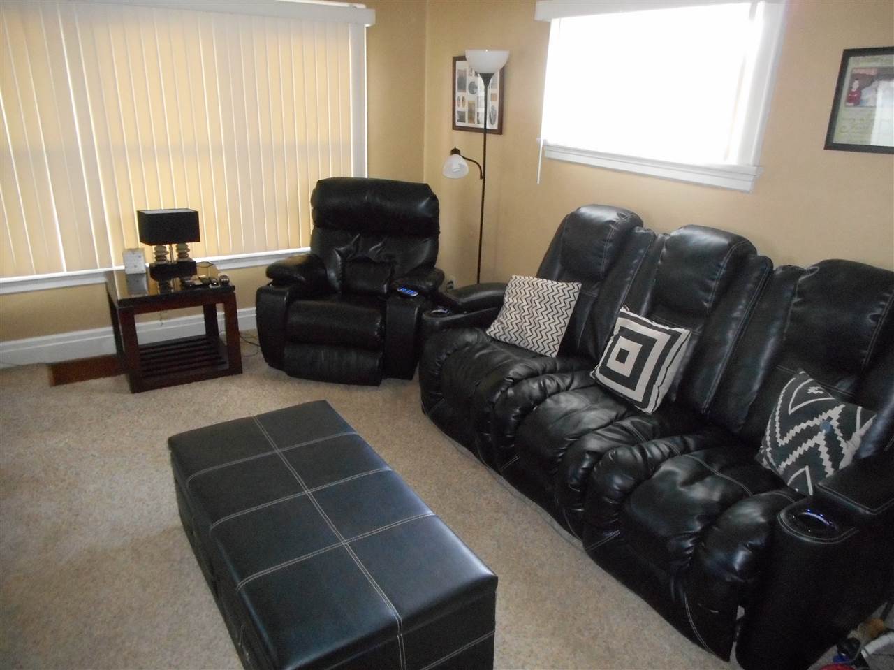 56683 Oak Road South Bend, IN 46619 - Photo 5 of 14 Gallery Image 5