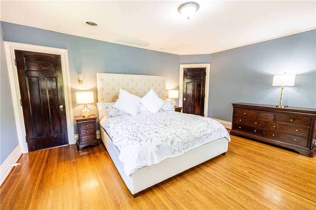 1440 Highland Avenue Rochester, NY 14620 - Photo 17 of 34