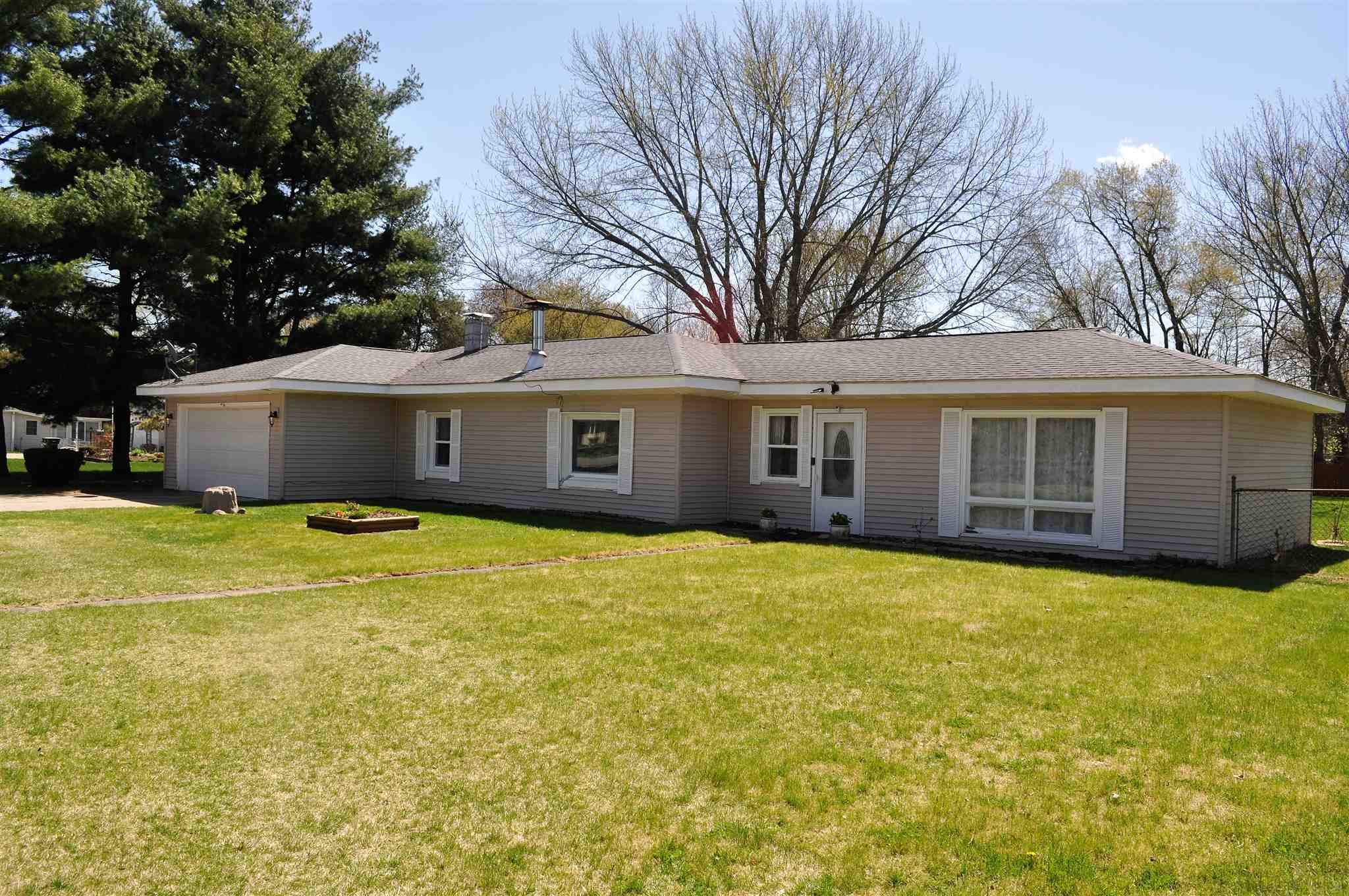 10908 Edison Road Osceola, IN 46561 - Photo 1 of 20 Gallery Image 1