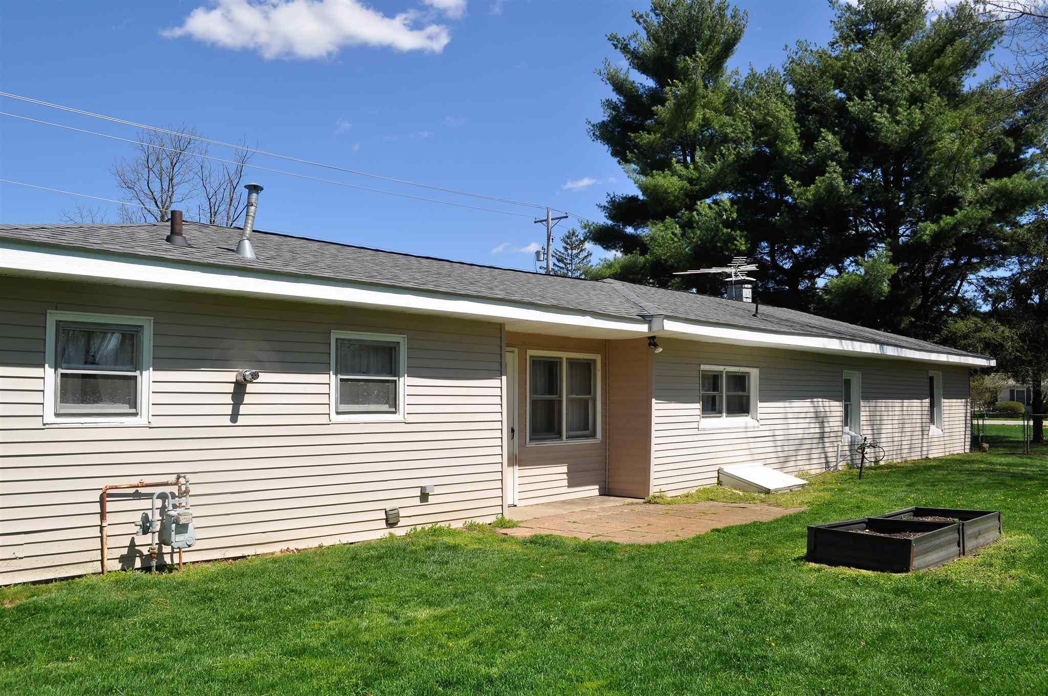 10908 Edison Road Osceola, IN 46561 - Photo 11 of 20 Gallery Image 11