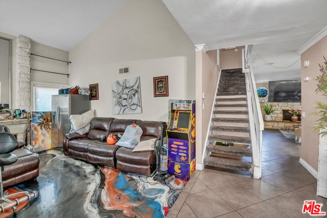 1625 Bears Den Road Diamond Bar, CA 91765 - Photo 3 of 28