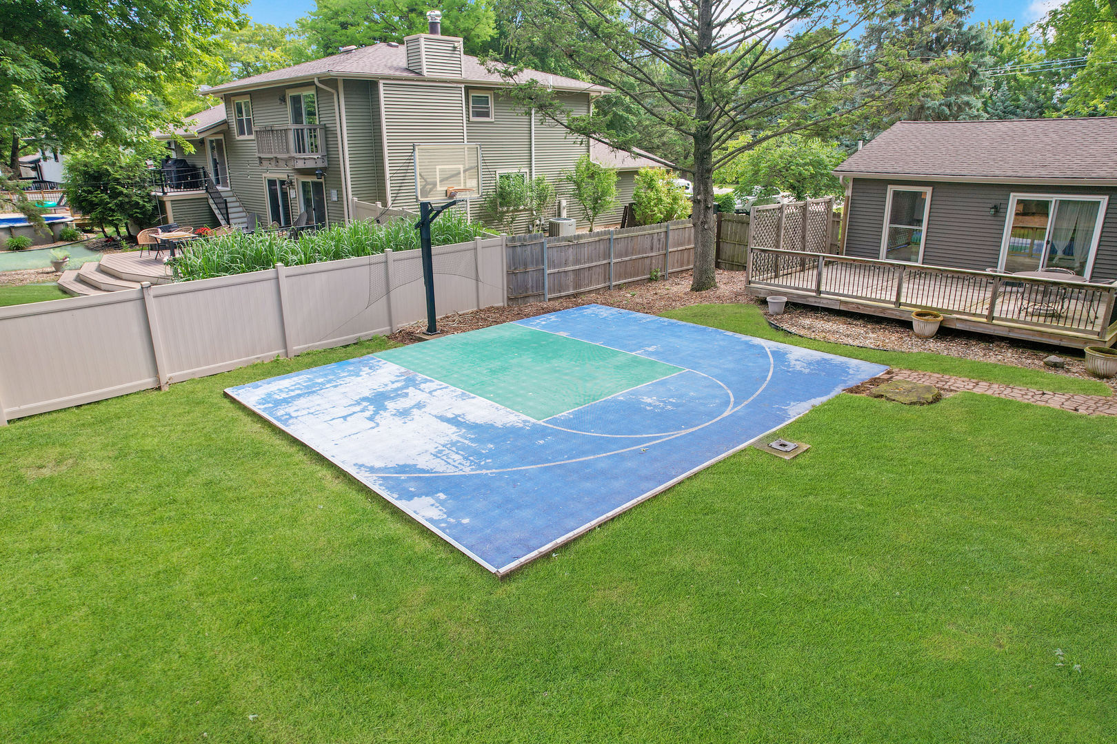 11S556 Book Road Naperville, IL 60564 - Photo 25 of 31