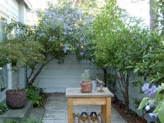 53 Mariners Circle San Rafael, CA 94903 - Photo 5 of 5 Gallery Image 5