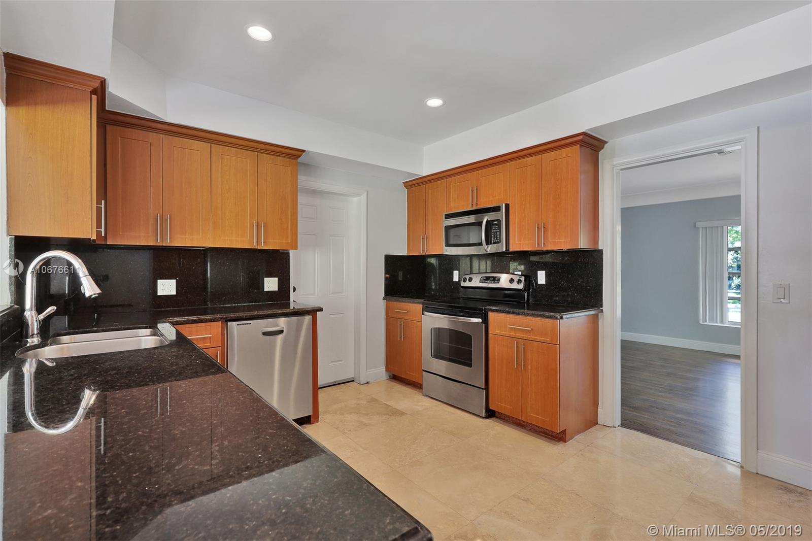 4210 Anderson Road Coral Gables, FL 33146 - Photo 11 of 29 Gallery Image 11