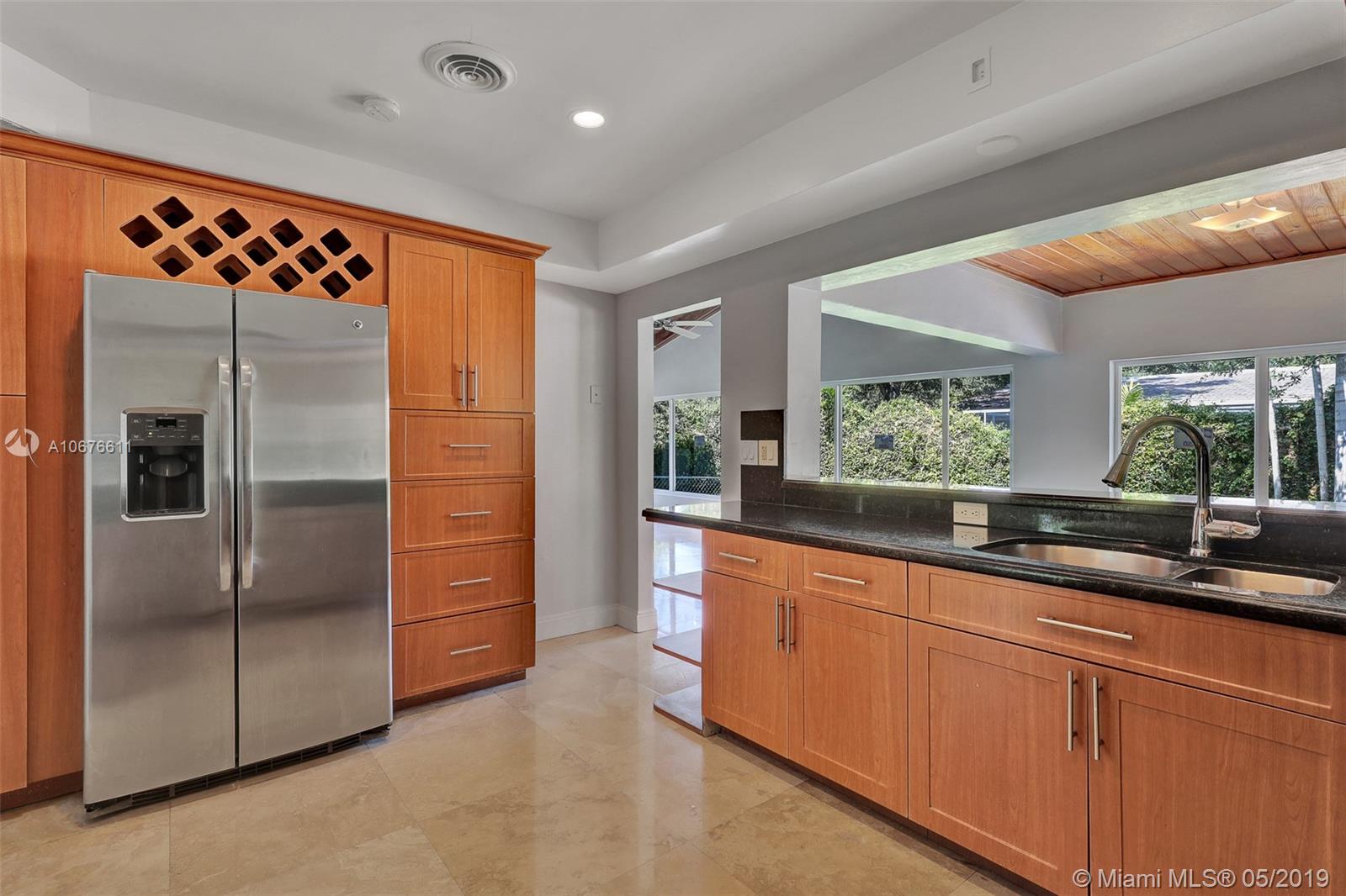 4210 Anderson Road Coral Gables, FL 33146 - Photo 12 of 29 Gallery Image 12