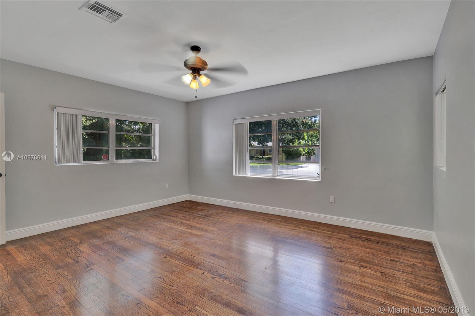 4210 Anderson Road Coral Gables, FL 33146 - Photo 13 of 29 Gallery Image 13