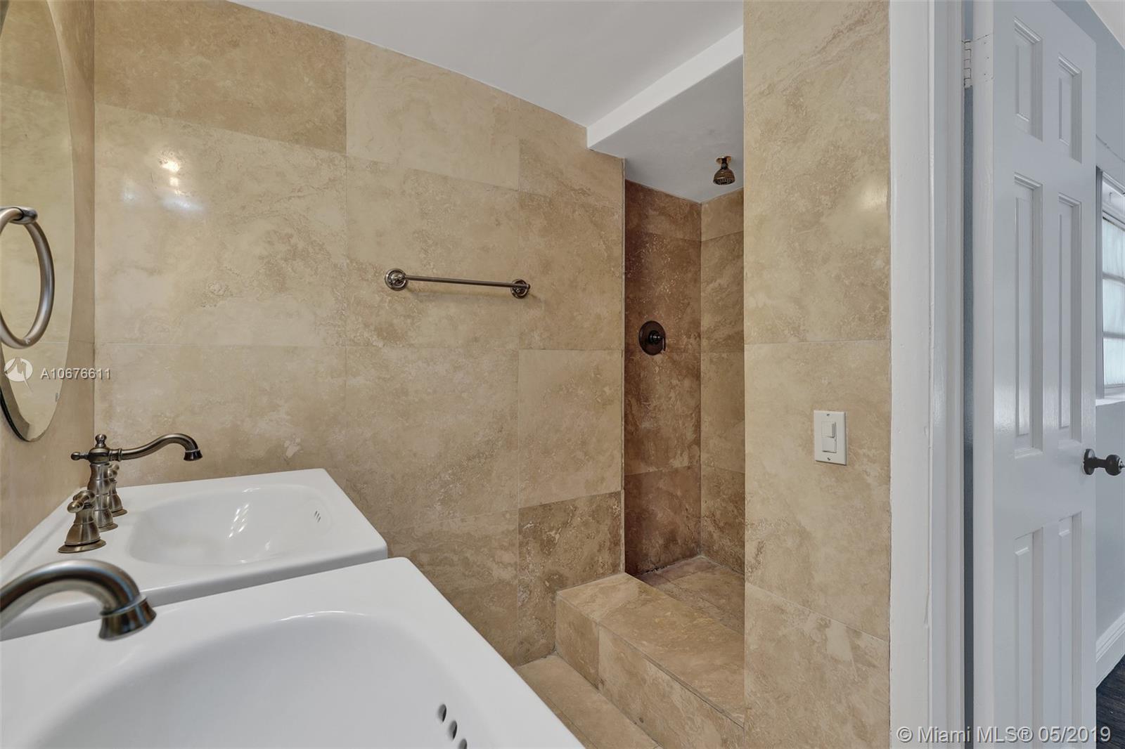 4210 Anderson Road Coral Gables, FL 33146 - Photo 16 of 29 Gallery Image 16
