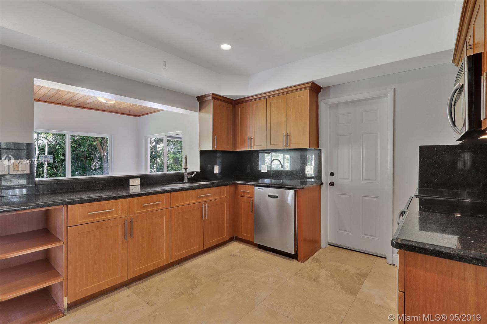 4210 Anderson Road Coral Gables, FL 33146 - Photo 10 of 29 Gallery Image 10