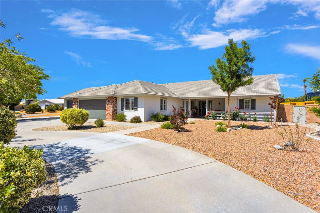 12784 Skyline Ranch Drive Apple Valley, CA 92308 - Photo 1 of 66